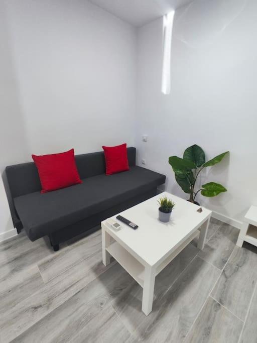 Santurce A1 Centro Wizink Feria Bernabeu Aeropuerto Apartment Мадрид Екстериор снимка